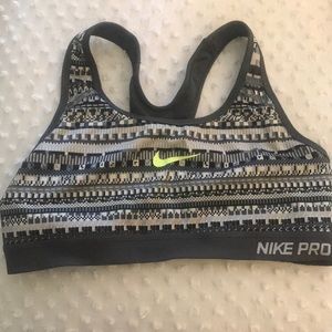 Nike Pro Sports Bra, Medium